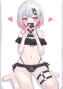 まのさばのかわいい桜羽エマちゃんの黒水着のセクシーな二次画像